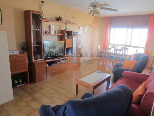 Piso en alquiler en Retamar