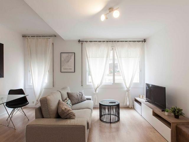 Piso en alquiler en ronda Del General Mitre, Barcelona, de 50 m² 1 habitación por 1.435