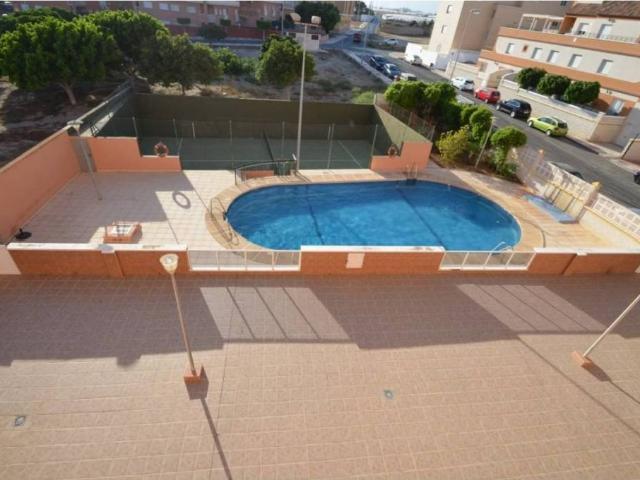 Piso en Alquiler en Roquetas de Mar