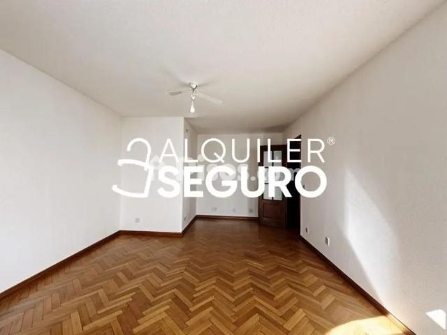 Piso en alquiler en Rozas Centro