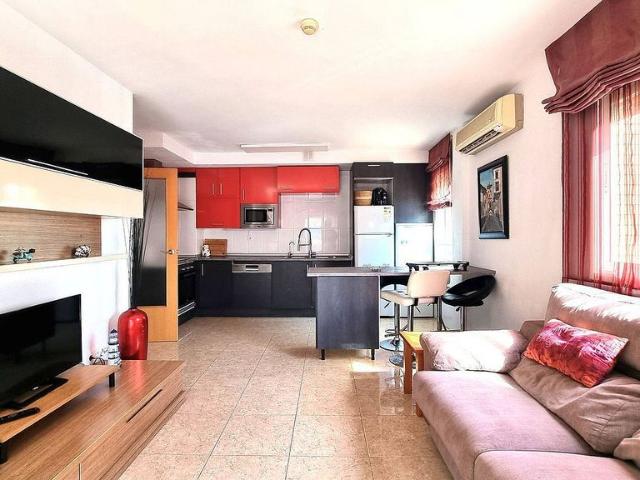 Piso en alquiler en Salou, de 66 m² 3 habitaciones por 975