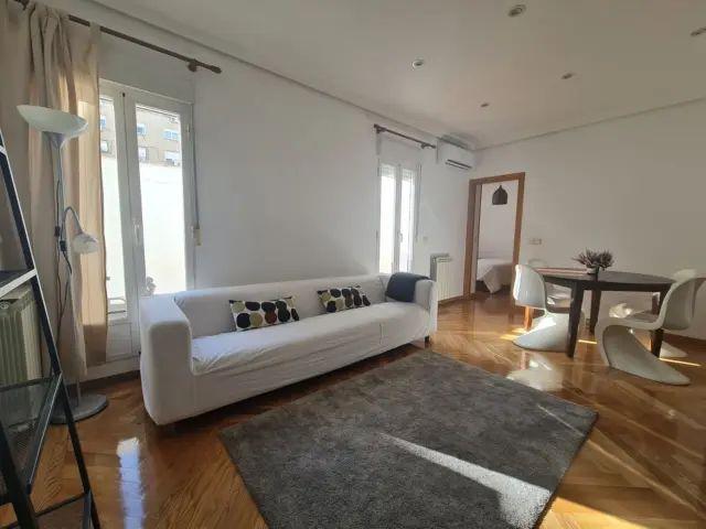 Piso en alquiler en Salamanca Castellana
