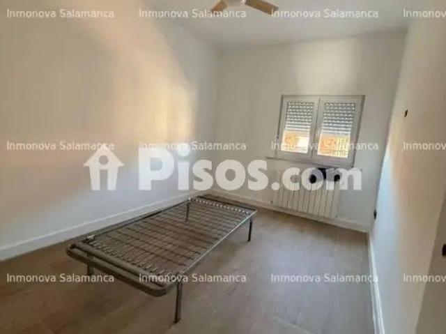 Piso en alquiler en Salesas Glorieta Chinchibarra Capuchinos