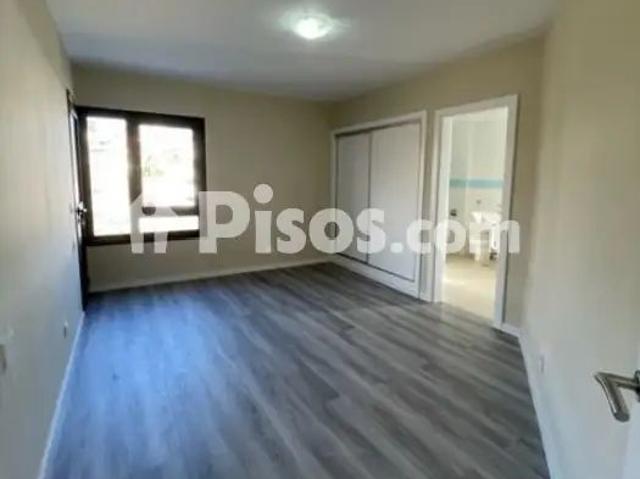 Piso en alquiler en San Antonio Las Arenas