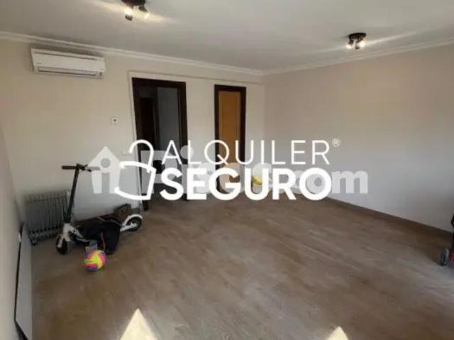 Piso en alquiler en San Blas