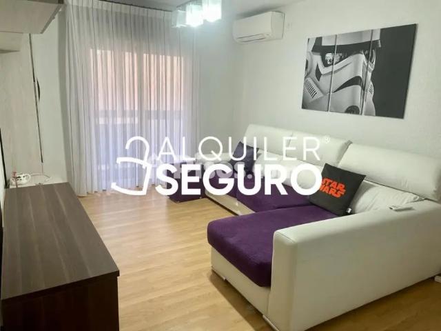 Piso en alquiler en San Isidro los Almendros