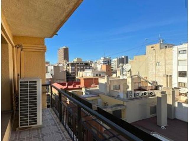 Piso en Alquiler en San Juan de Alicante, Alicante