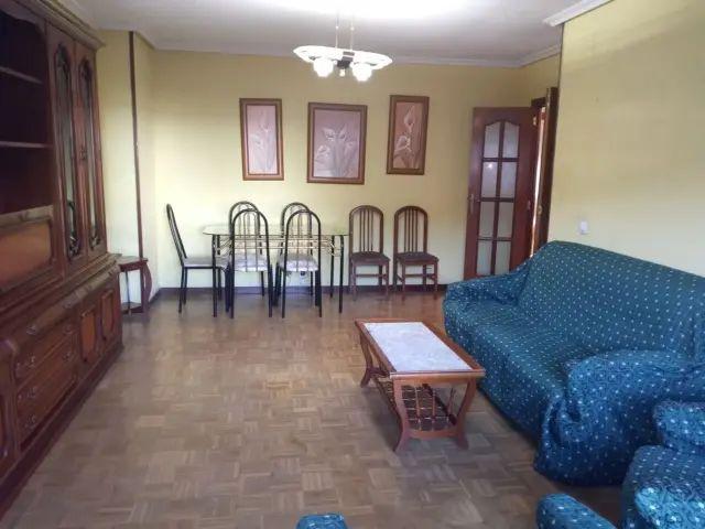 Piso en alquiler en San Nicolás La Toledana Valle Amblés