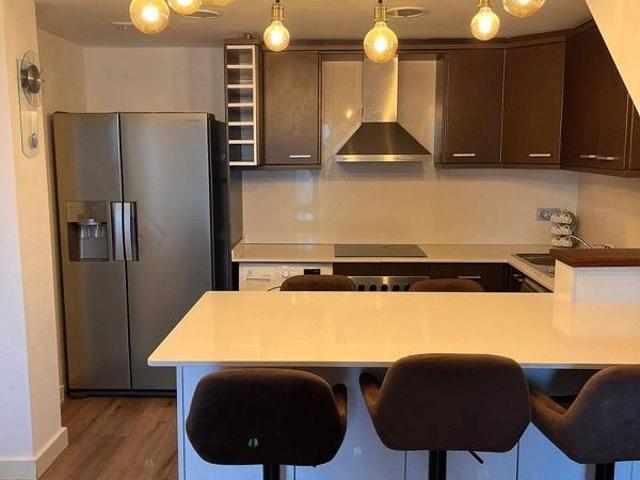 Piso en alquiler en Sant Jaume d´Enveja, de 90 m² 3 habitaciones por 700 €