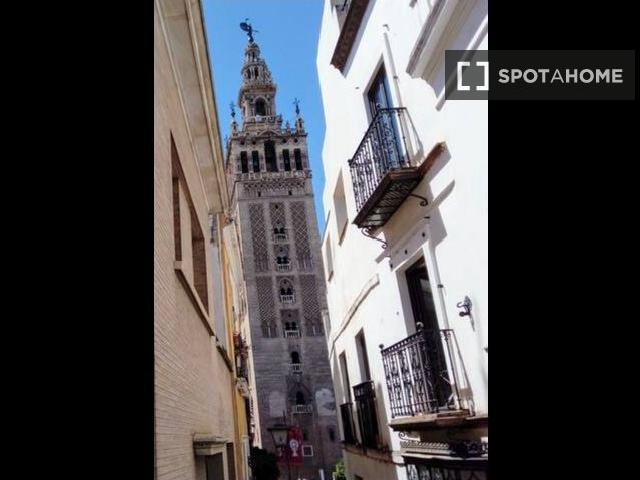 Piso en alquiler en Santa Cruz, Sevilla