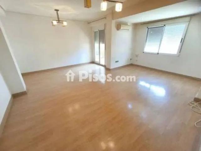 Piso en alquiler en Santa Rosa