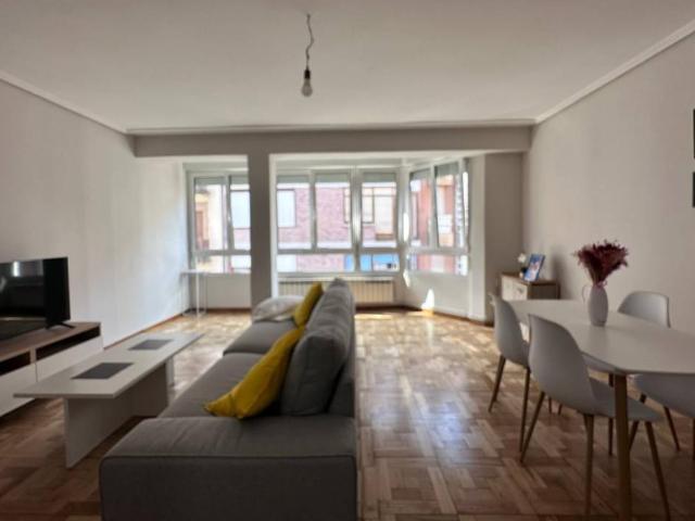 Piso en Alquiler en Santander