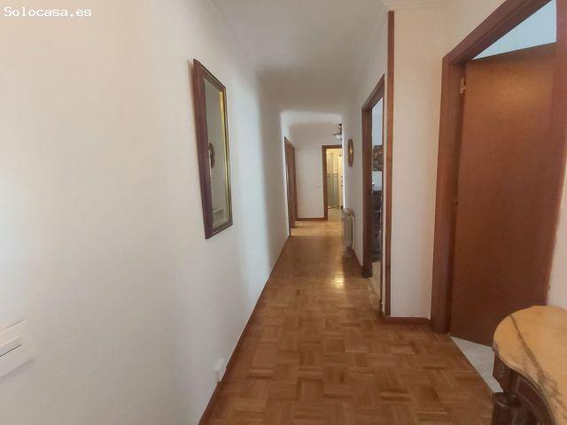 Piso en Alquiler en Santiago de Compostela, La Coruña