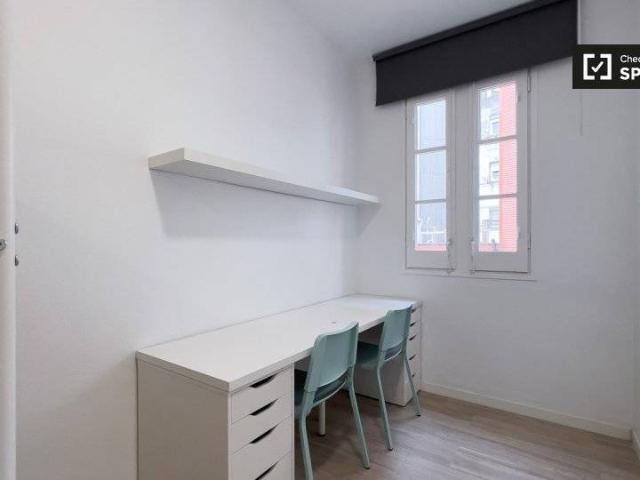 Piso en Alquiler en Sants Badal
