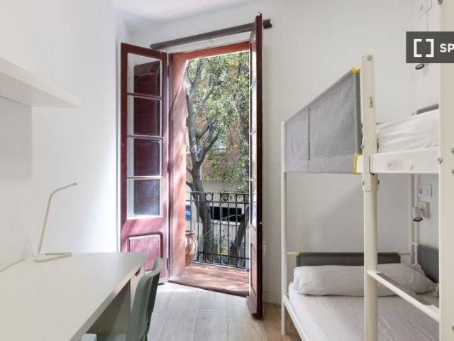 Piso en Alquiler en Sants Badal