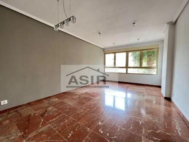 Piso en alquiler en Sants Patrons