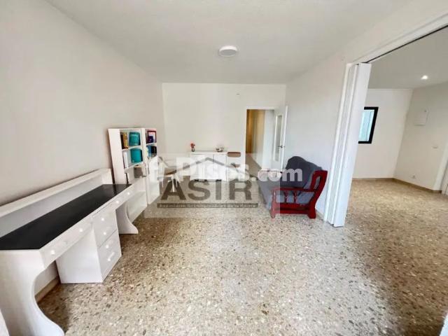 Piso en alquiler en Sants Patrons