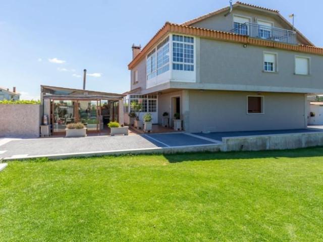 Piso en alquiler en Sanxenxo, Salnés