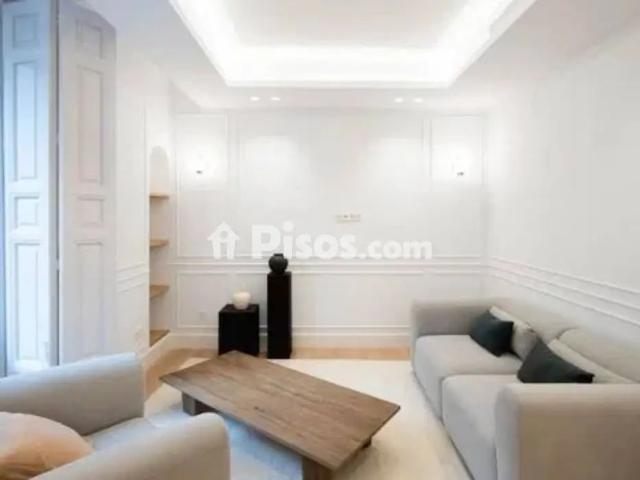 Piso en alquiler en Sol