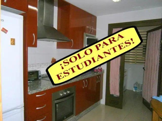 Piso en alquiler en Teatinos