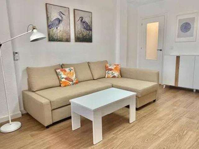 Piso en Alquiler en Tomares