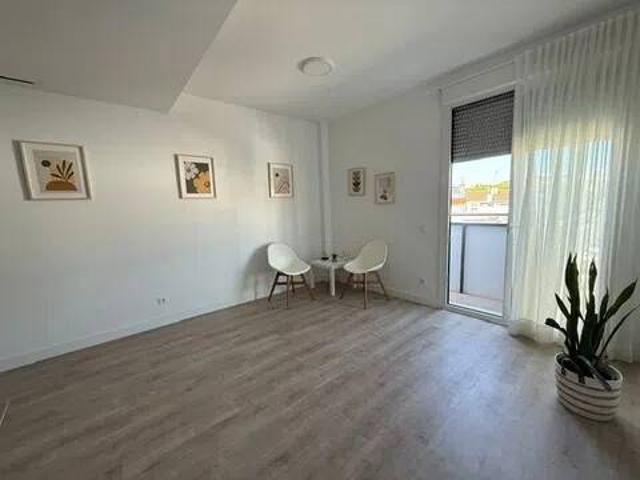 Piso en Alquiler en Tomares