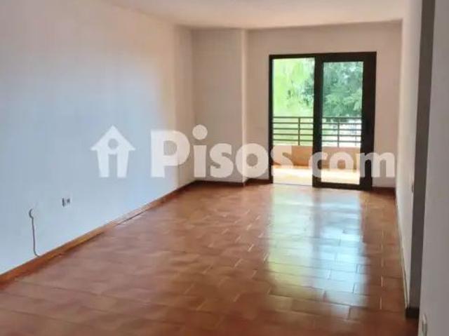 Piso en alquiler en Toscal