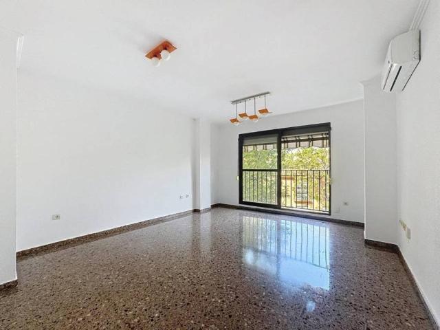 Piso en Alquiler en Torrent València