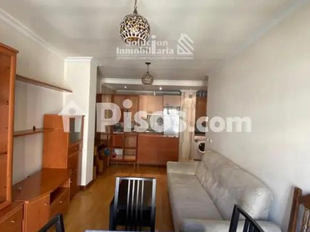 Piso en alquiler en Torres Villarroel