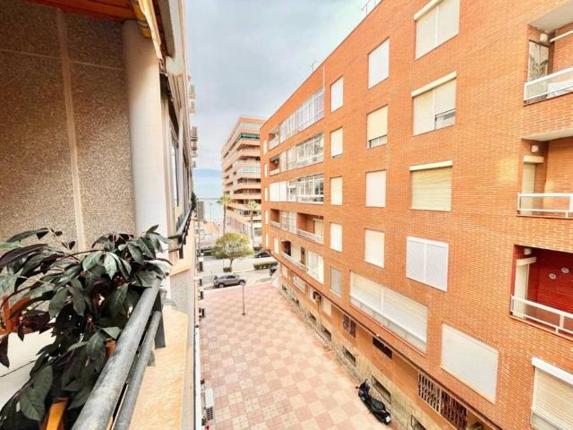 Piso en Alquiler en Torrevieja