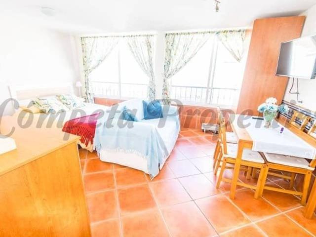 Piso en Alquiler en Torrox