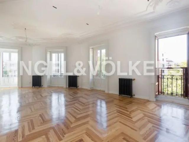 Piso en alquiler en Trafalgar