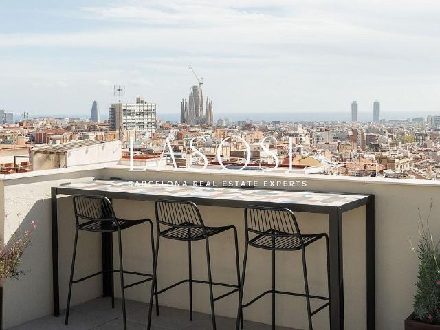 Piso en alquiler en travesía De Dalt, Barcelona, de 92 m² 2 habitaciones por 5.550
