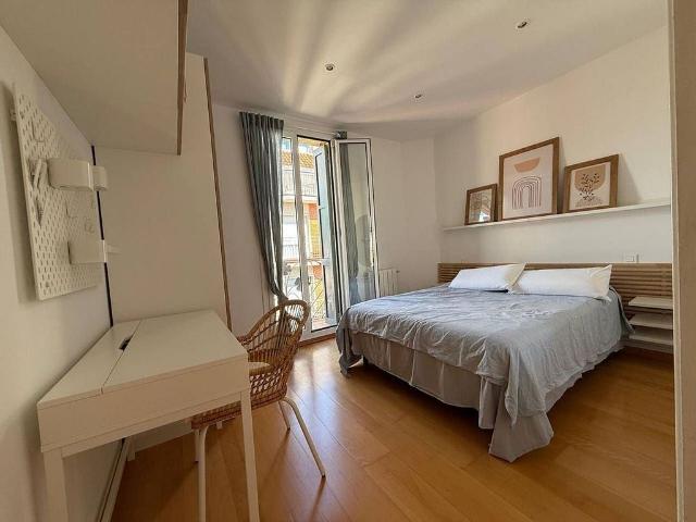 Piso en alquiler en travesía De Gràcia, Barcelona, de 68 m² 2 habitaciones por 2.190