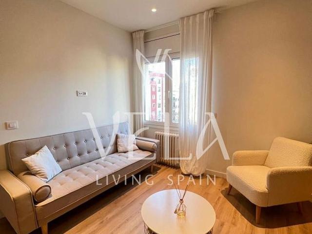 Piso en alquiler en travesía De Gràcia, Barcelona, de 75 m² 3 habitaciones por 2.300
