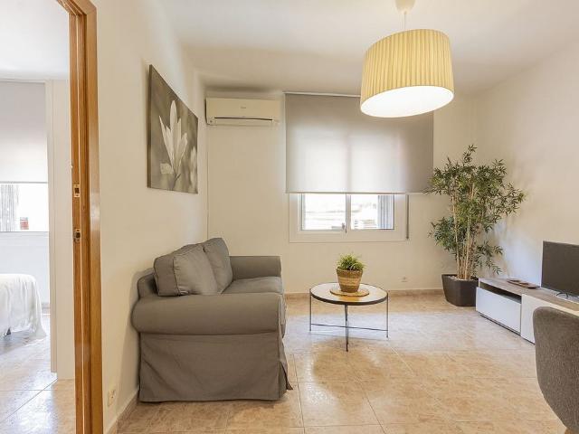 Piso en alquiler en travesía De Les Corts, Barcelona, de 60 m² 2 habitaciones por 1.390