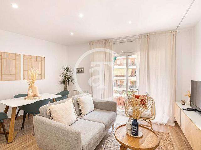 Piso en alquiler en travesía De Les Corts, Barcelona, de 69 m² 3 habitaciones por 1.890