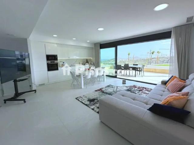 Piso en alquiler en Urbanizaciones Balcó de Finestrat Terra Marina
