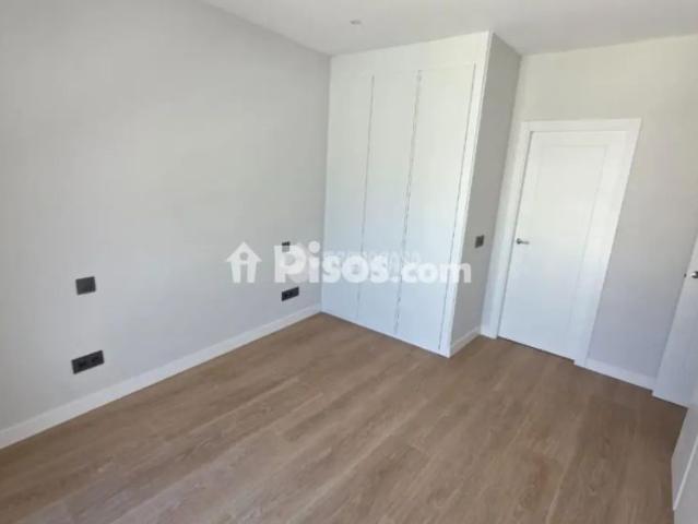 Piso en alquiler en Valdeacederas