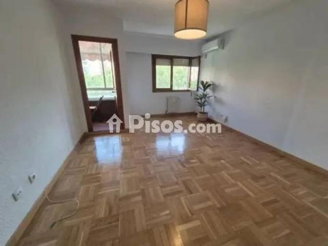 Piso en alquiler en Valdeacederas