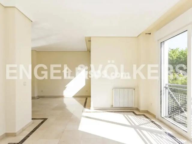 Piso en alquiler en Valdemarín