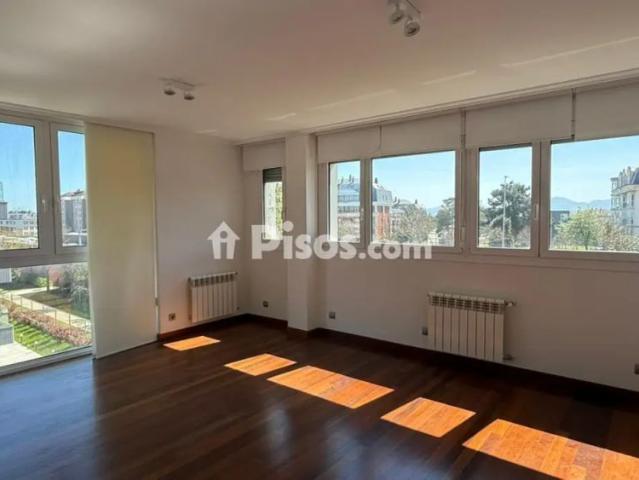 Piso en alquiler en Valdenoja