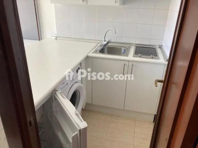 Piso en alquiler en Valdezarza