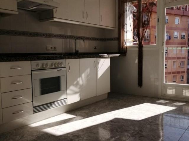 Piso en alquiler en Valencia, Marxalenes