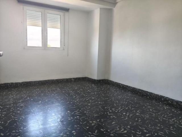 Piso en alquiler en Valencia, Castellar Oliveral