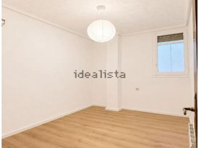 Piso en Alquiler en Valencia de las Torres, Valencia