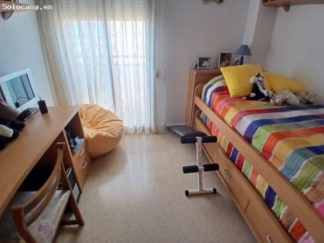 Piso en Alquiler en Valencia de las Torres, Valencia