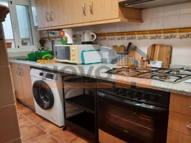 Piso en Alquiler en Valencia de las Torres, Valencia