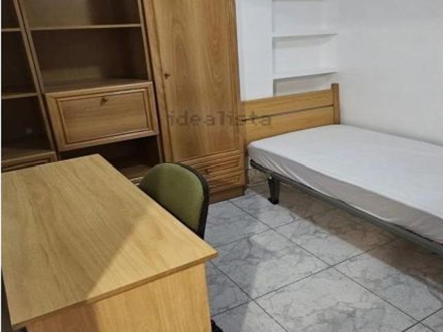 Piso en Alquiler en Valencia de las Torres, Valencia