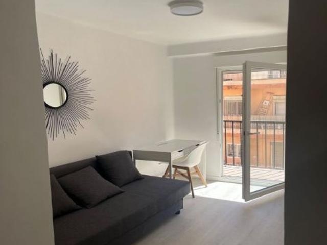 Piso en Alquiler en Valencia de las Torres, Valencia